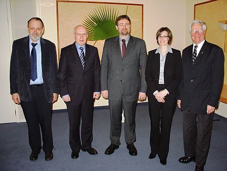 Moeller2009